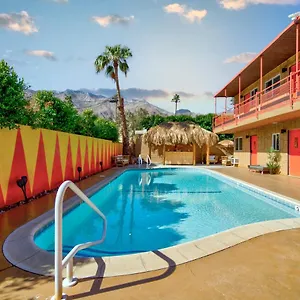 Hotel Tiki