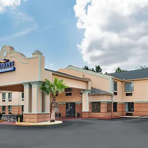 Hotel Baymont By Wyndham Stewart Area